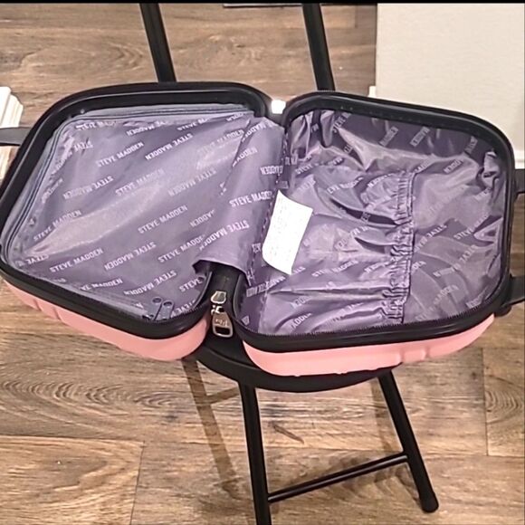 Steve Madden SM Logo Hard Shell Cosmetic Case - Picture 7 of 8